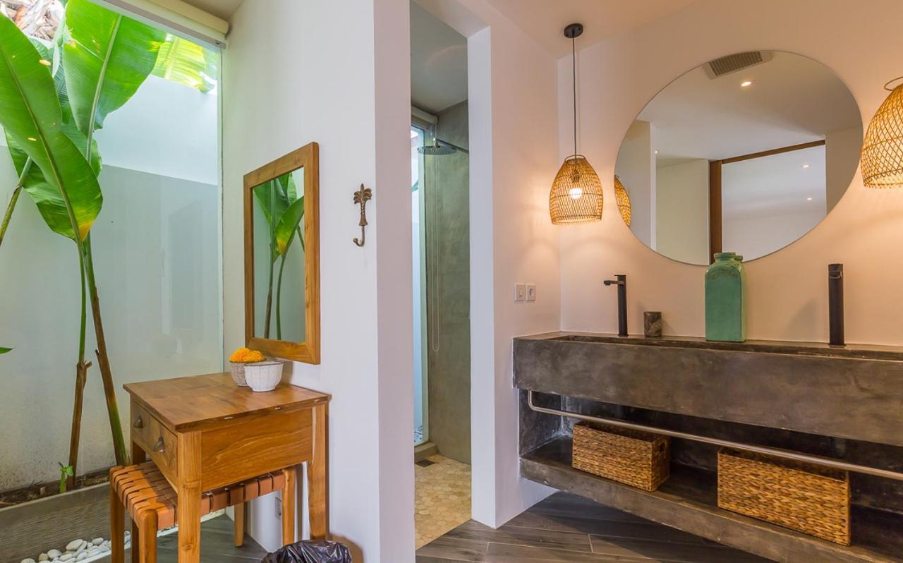 Villa Kiu By Alfred In Bali Seminyak Extérieur photo