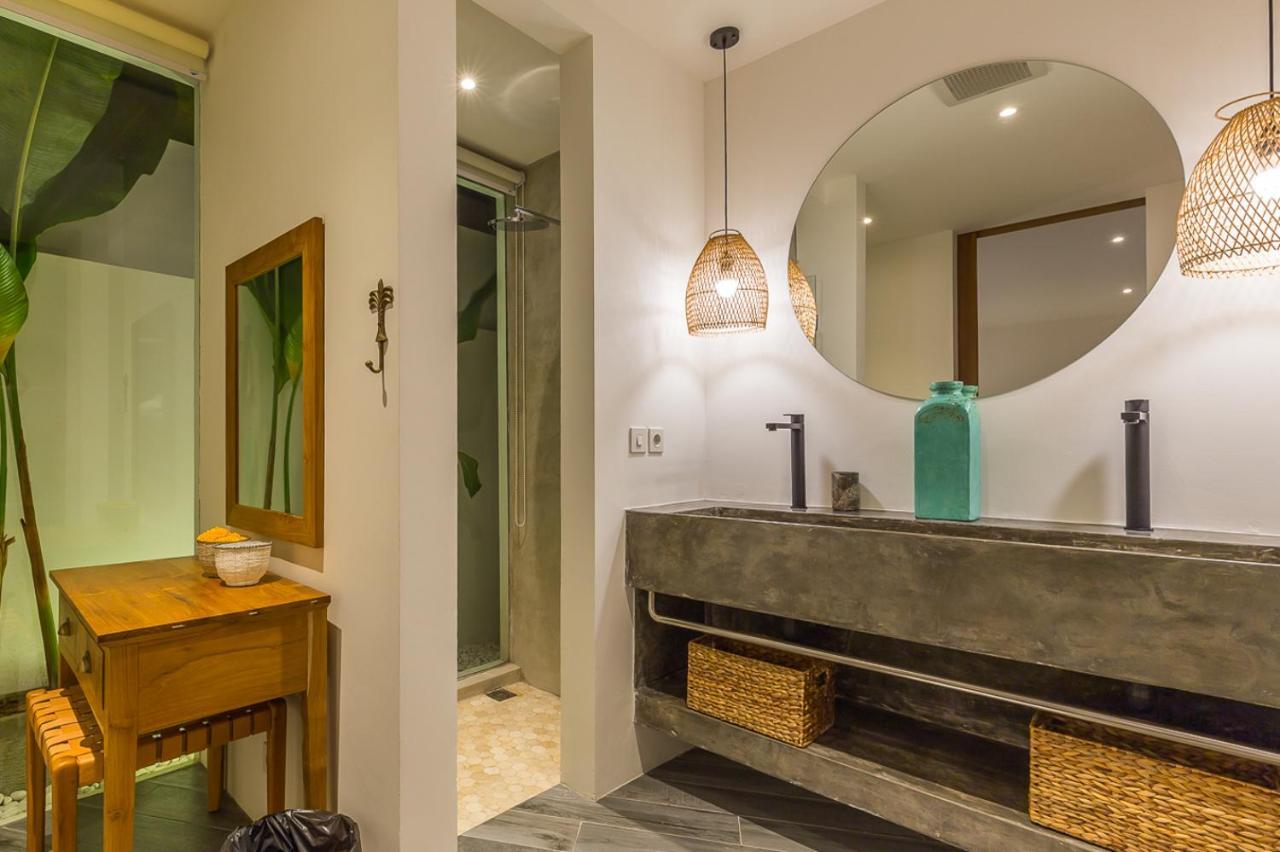 Villa Kiu By Alfred In Bali Seminyak Extérieur photo